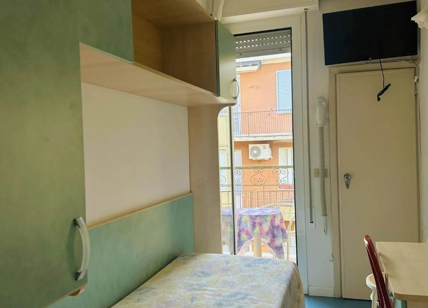 Hotel Erika Rimini 3*,